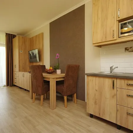 Almasy Apartmanhaz גיולה מראה חיצוני תמונה