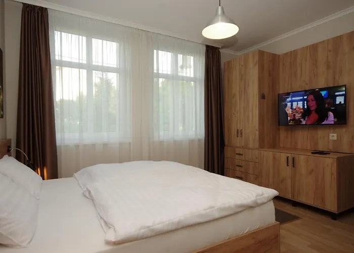 Almasy Apartmanhaz Gyula