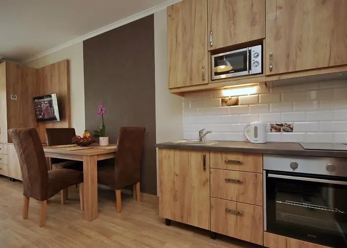 Almasy Apartmanhaz Gyula
