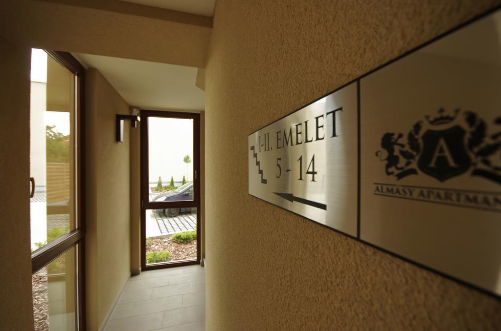 Almasy Apartmanhaz